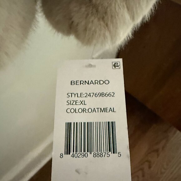 Bernardo Faux Fur Coat - Picture 7 of 8